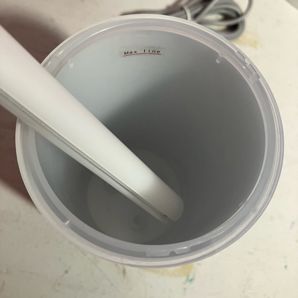 White Humidifier - Picture 5 of 5